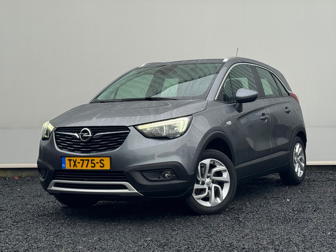 Opel Crossland X - 1.2 Turbo Online Edition 110PK AUT | Comfort Pakket | Apple Carplay/Android Auto | Trekhaa - AutoWereld.nl