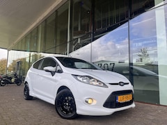 Ford Fiesta - 1.25 ST LINE 82 PK BLACK & WHITE