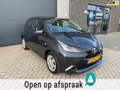 Toyota Aygo - 1.0 VVT-i x-play 1-Eigenaar|Airco|Camera|Dealer Onderhouden