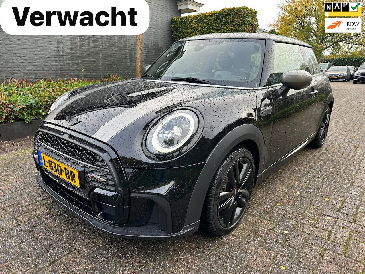 MINI John Cooper Works - 1.5 Cooper Dealer onderhouden, NAP - AutoWereld.nl