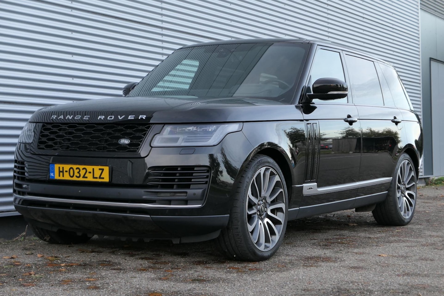 Land Rover Range Rover - 4.4 SDV8 LWB Autobiography Pano HUD Meridian Memory TV Softclose - AutoWereld.nl