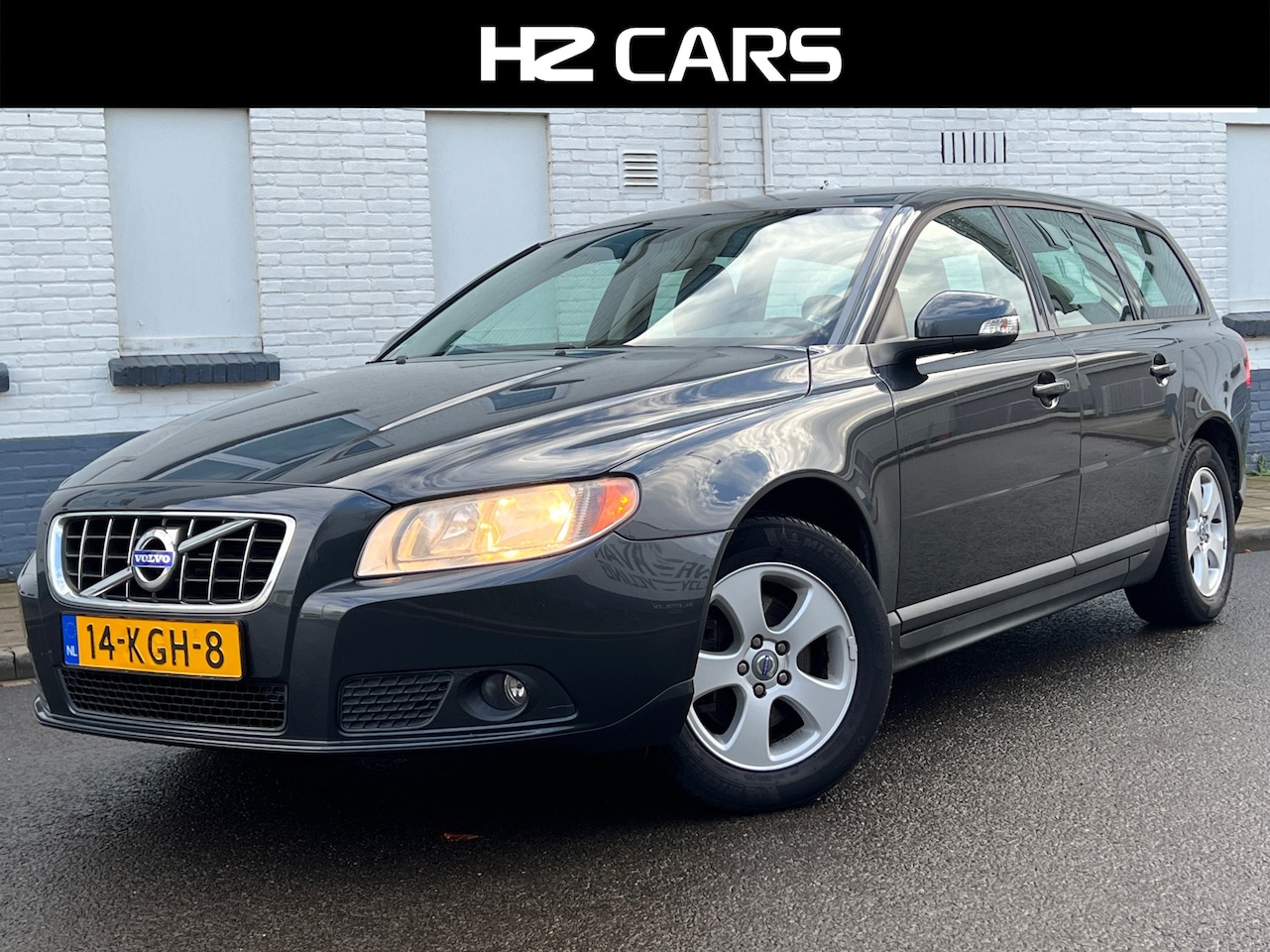 Volvo V70 - 2.0 Limited Edition|Leder|Navi|PDC|Trekhaak|Cruise|Clima - AutoWereld.nl