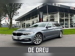 BMW 5-serie Touring - 520i Sportline | EL. TREKHAAK | CAMERA | SHADOWLINE | PRIVACY |