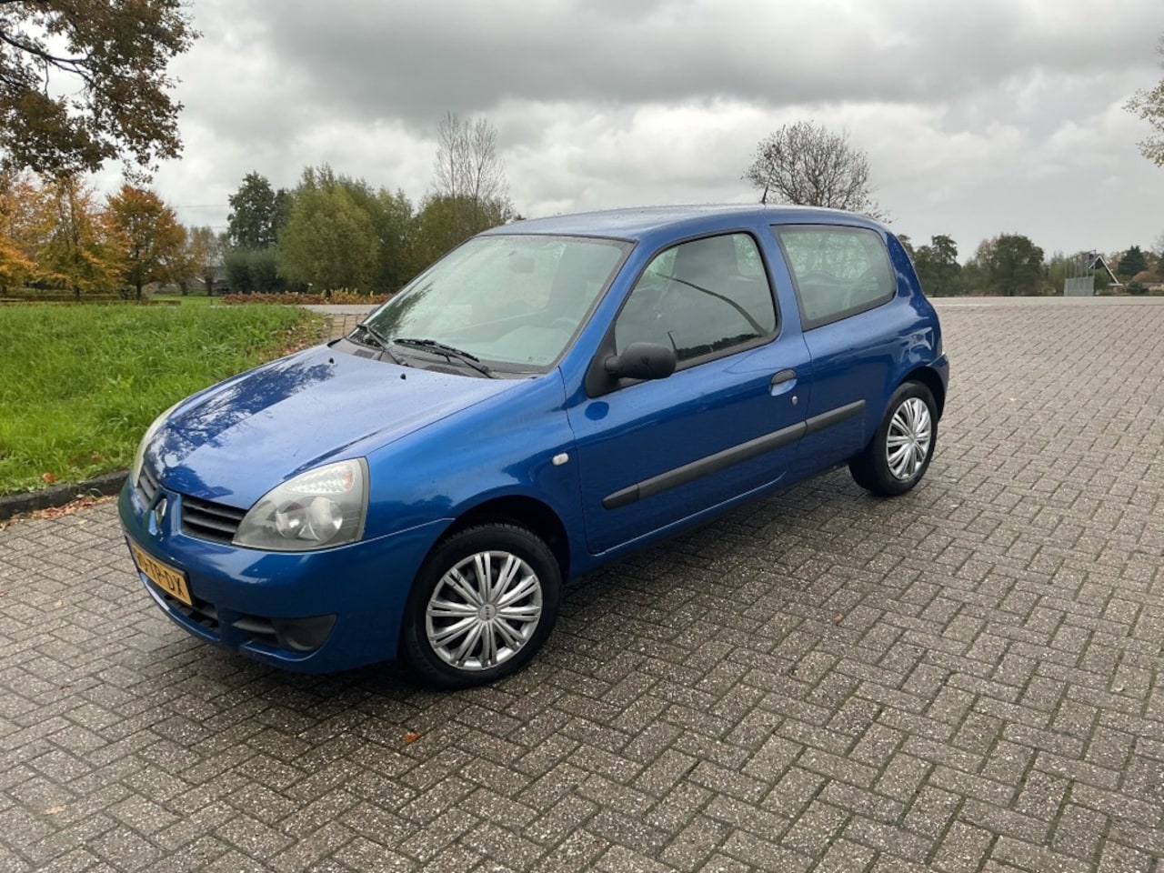 Renault Clio - 1.4-16V Campus 1.4-16V CAMPUS - AutoWereld.nl