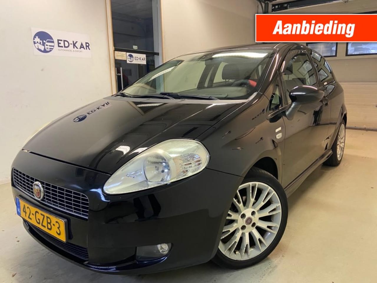 Fiat Grande Punto - 1.4-16V Sport AIRCO 3DRS NAP RIJDT GOED - AutoWereld.nl