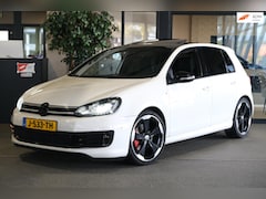 Volkswagen Golf - 2.0 GTI Edition 35 DSG Dak Leder Led Pdc Dynaudio Navi
