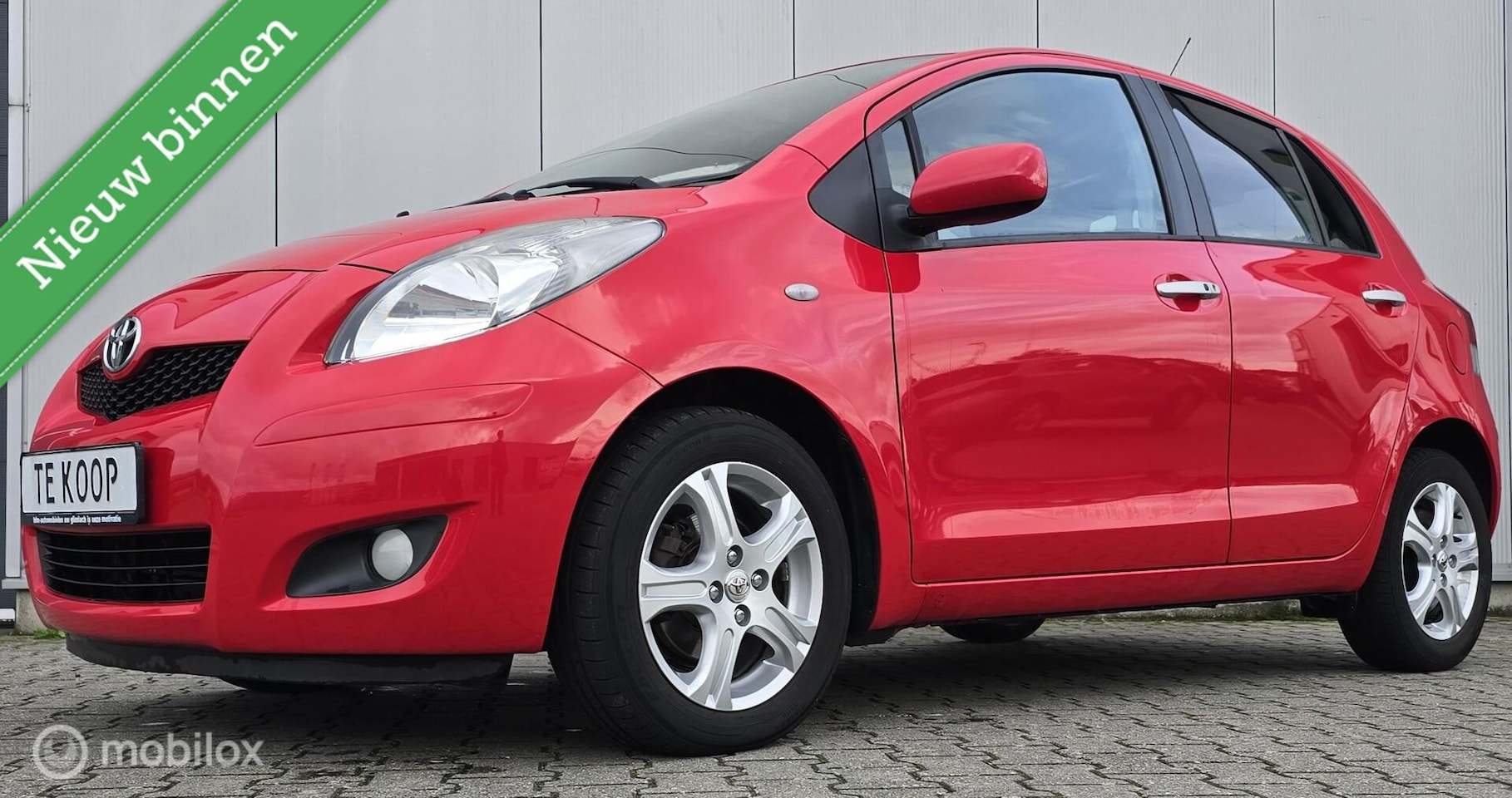 Toyota Yaris - 1.3 VVT-i Executive 1.3 VVT-i Executive - AutoWereld.nl