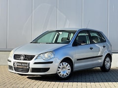 Volkswagen Polo - 1.2-12V Trendline / Airco / Elek.Ramen / 5 Drs