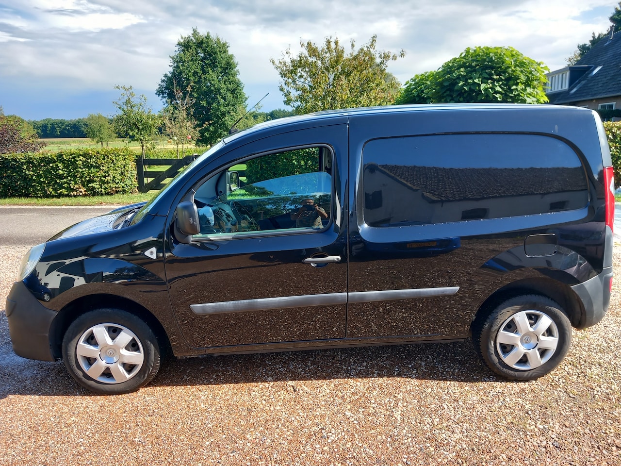 Renault Kangoo Express - 1.5 dCi 75 Express Comfort Airco! Navigatie! NW APK. 180.000KM! - AutoWereld.nl