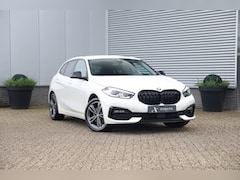 BMW 1-serie - 118i Executive Sportline Aut. NAP|Sportst|Sfeervl|Carplay