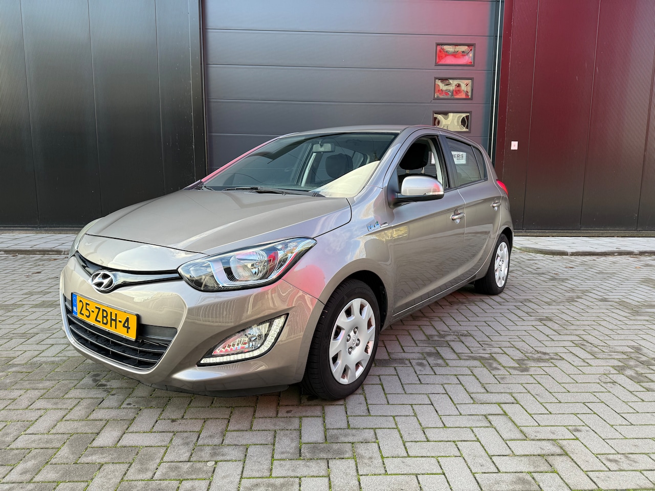 Hyundai i20 - 1.2i i-Motion 5-DRS NAP Nieuwe APK - AutoWereld.nl