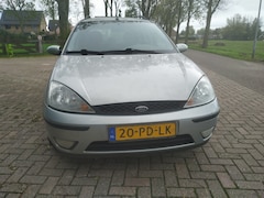 Ford Focus Wagon - 1.6-16V Futura