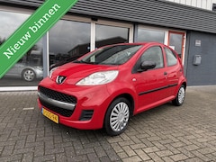 Peugeot 107 - 1.0-12V XR