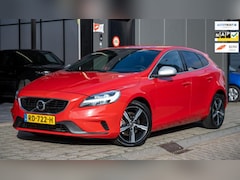 Volvo V40 - 2.0 T4 Business Sport|R-DESIGN|LEDER/ALCANTARA