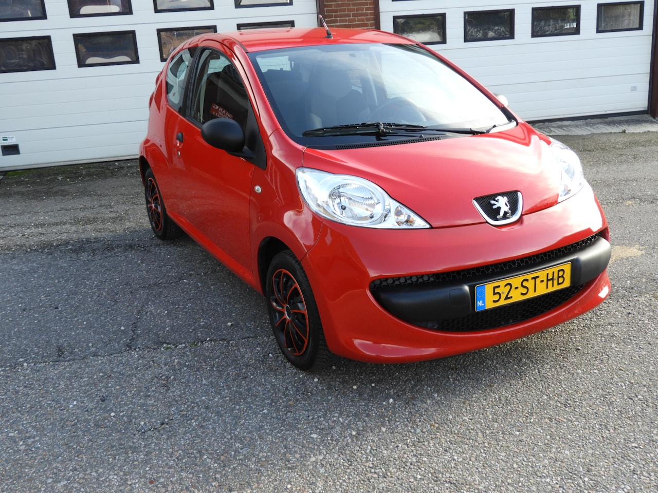 Peugeot 107 - 1.0-12V XR - AutoWereld.nl