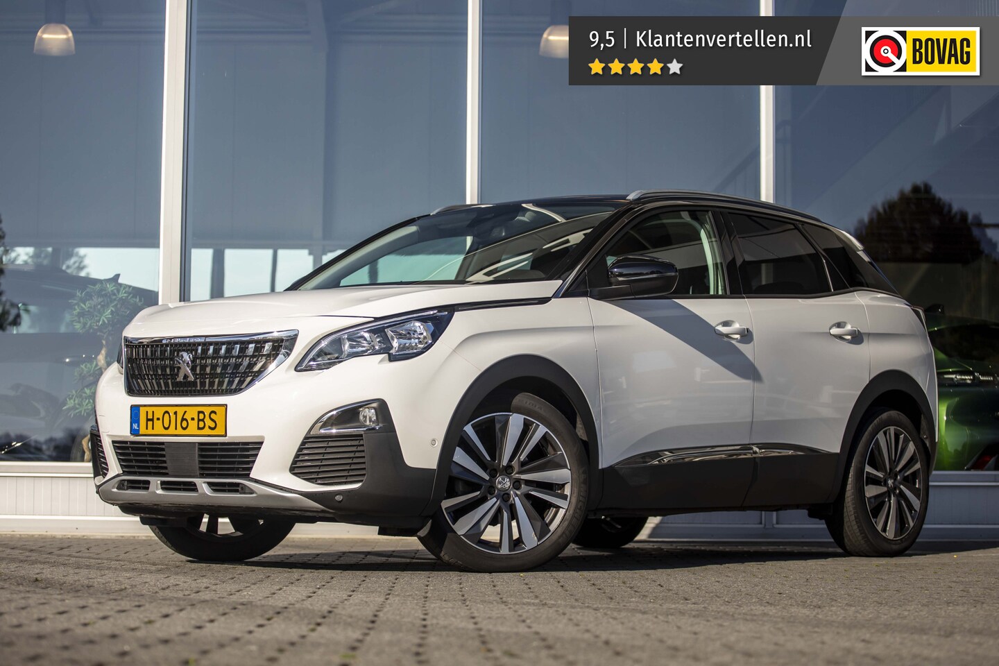 Peugeot 3008 - 1.2 PureTech Allure | Pano | NL Auto | 19" - AutoWereld.nl