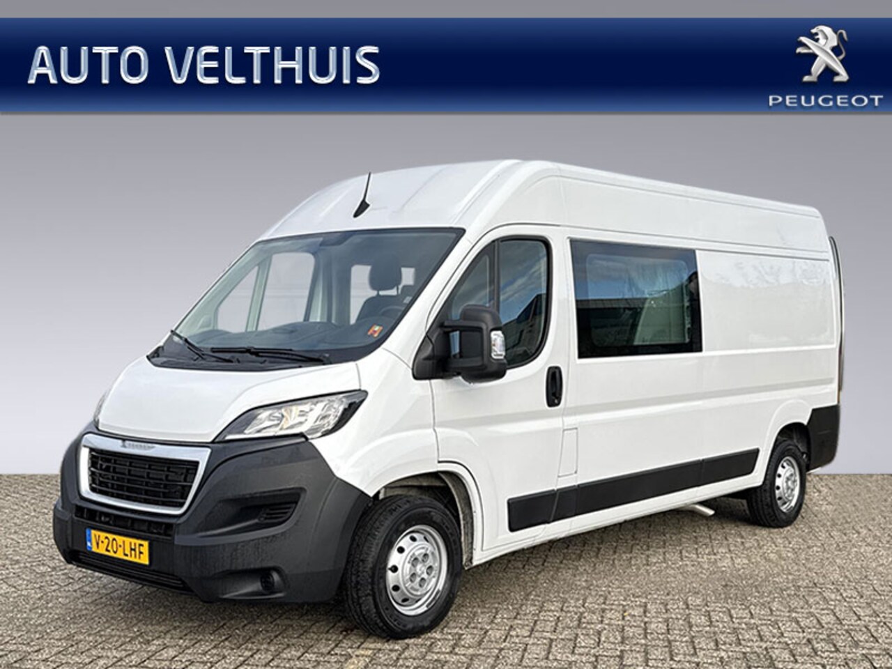 Peugeot Boxer - GB DC 335 L3H2 BlueHDi 140PK Premium *7-persoons, dubbele cabine* - AutoWereld.nl