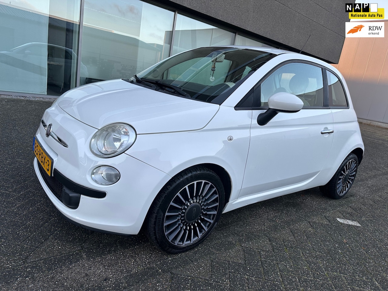 Fiat 500 - 0.9 TwinAir Pop AIRCO BJ 4-2011 APK 4-2026 - AutoWereld.nl