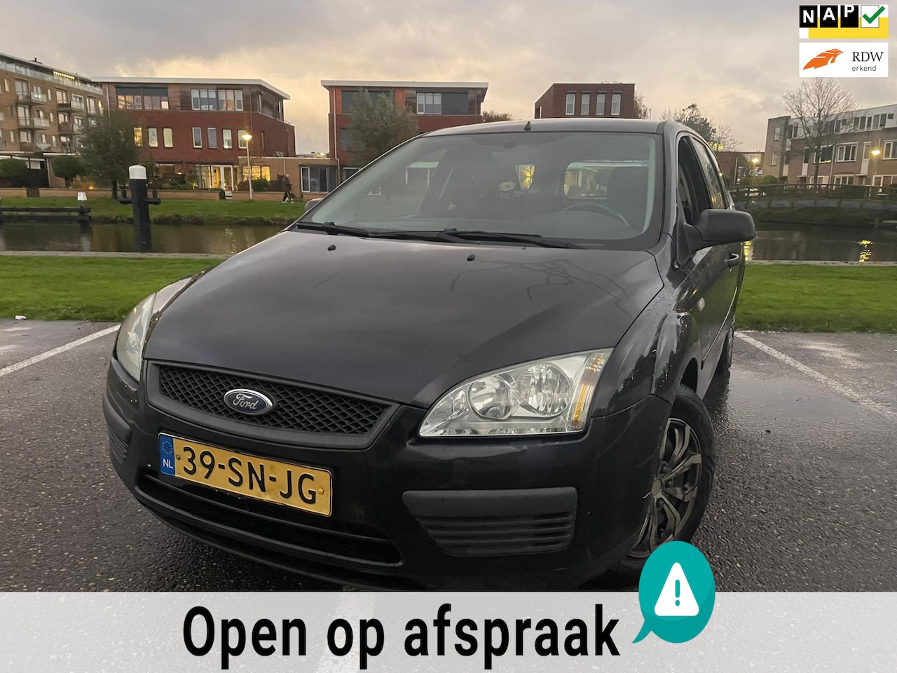 Ford Focus Wagon - 1.6-16V Champion AIRCO TREKHAAK GROOT SCHERM - AutoWereld.nl
