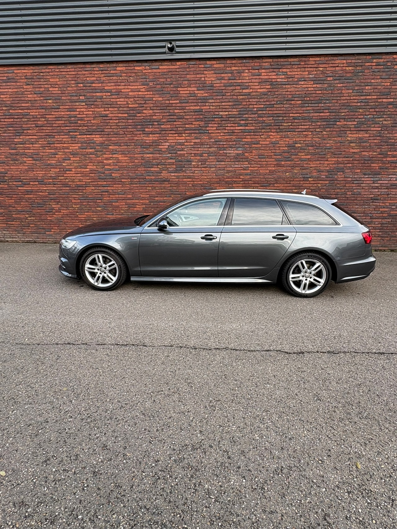 Audi A6 Avant - 2.0 TDI ultra S line Edition - AutoWereld.nl