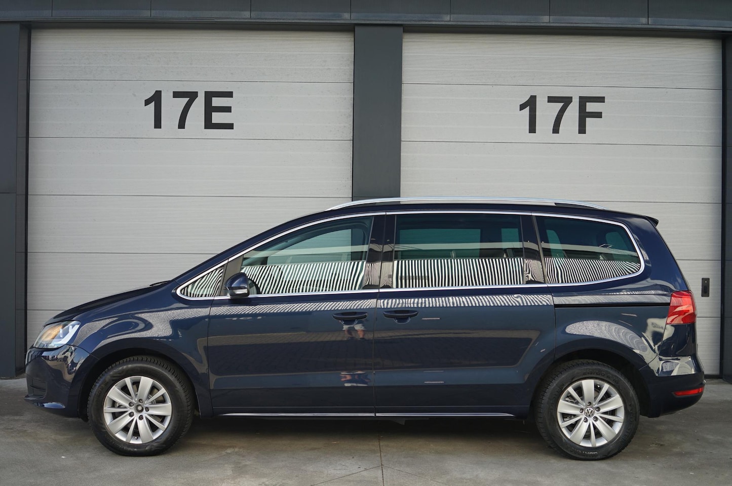 Volkswagen Sharan - 1.4 TSI Comfortline 6p. 1.4 TSI Comfortline 6p. - AutoWereld.nl