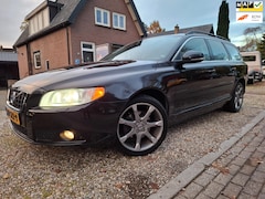 Volvo V70 - 1.6 T4 Limited Edition automaat dakje trekhaak nwe apk etc