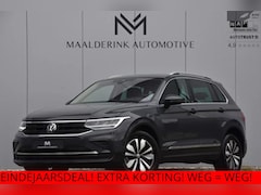 Volkswagen Tiguan - 1.5 TSI Automaat Move Trekhaak uitkl., Camera, Keyless, Stoelverwarming, Navi
