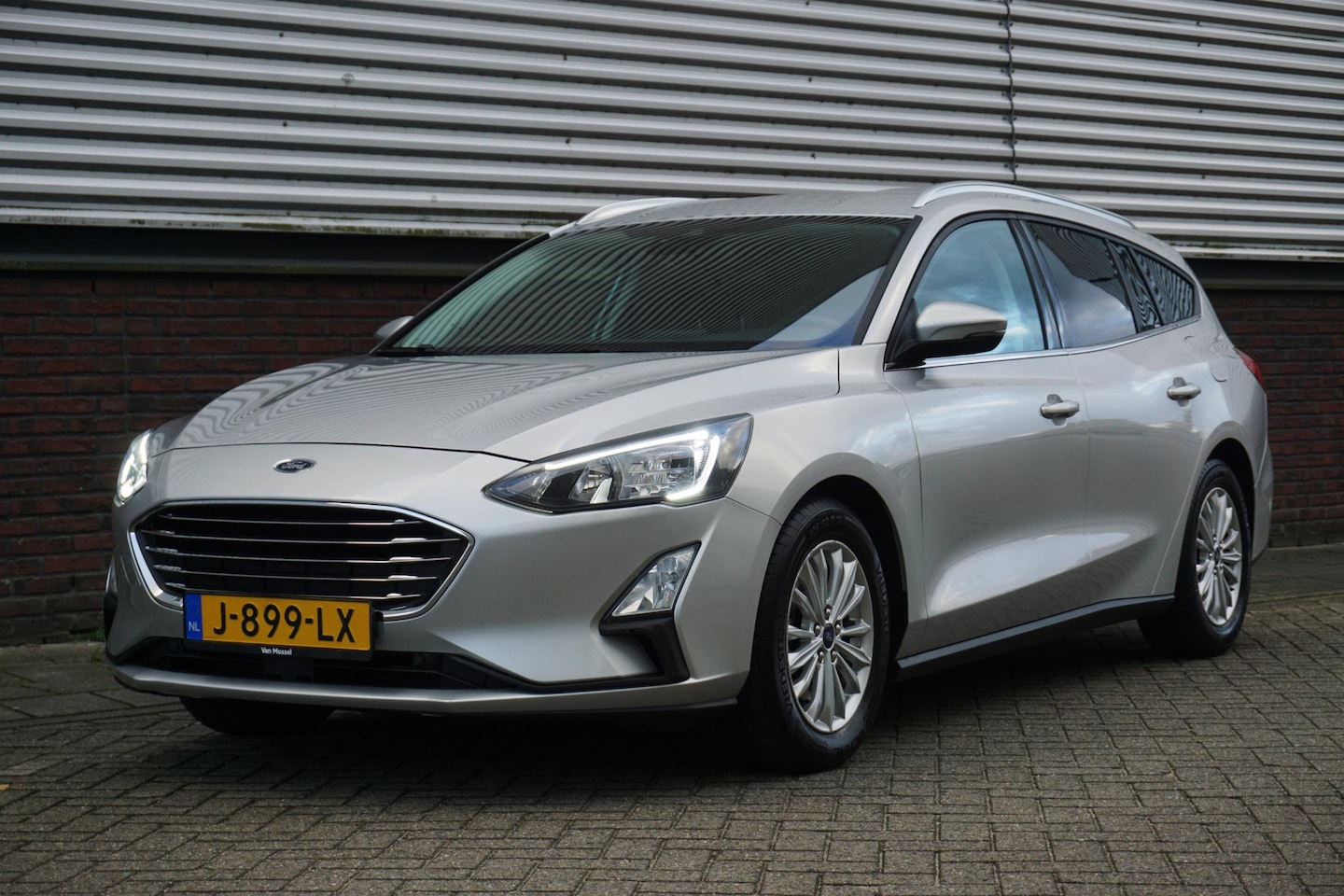 Ford Focus Wagon - 1.0 EcoBoost Hybrid Titanium X Business 1.0 EcoBoost Hybrid 125PK Titanium X Business - AutoWereld.nl