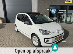 Volkswagen Up! - 1.0 high up BlueMotion Airco, Pano, Cruise