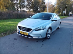 Volvo V40 - 1.6 D2 Momentum