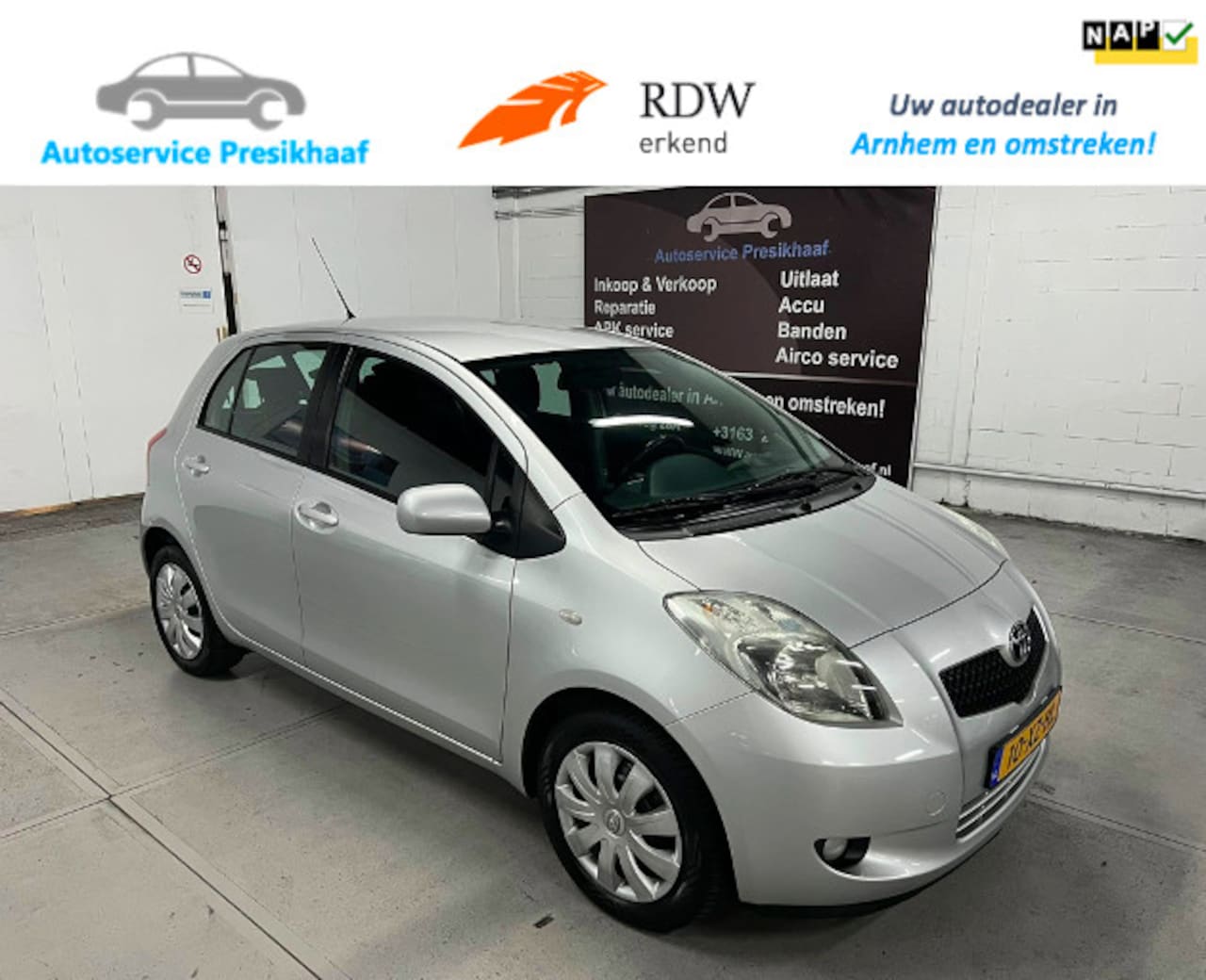 Toyota Yaris - 1.3 VVTi Sol MMT Automaat AIRCO / NAP / 5-DEURS - AutoWereld.nl