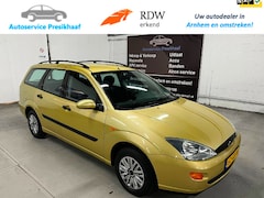 Ford Focus Wagon - 1.4-16V Ambiente AIRCO / NAP / TREKHAAK