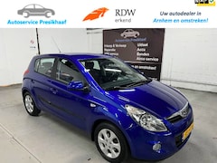 Hyundai i20 - 1.4i i-Catcher HALF-LEDER / NAP / LM VELGEN