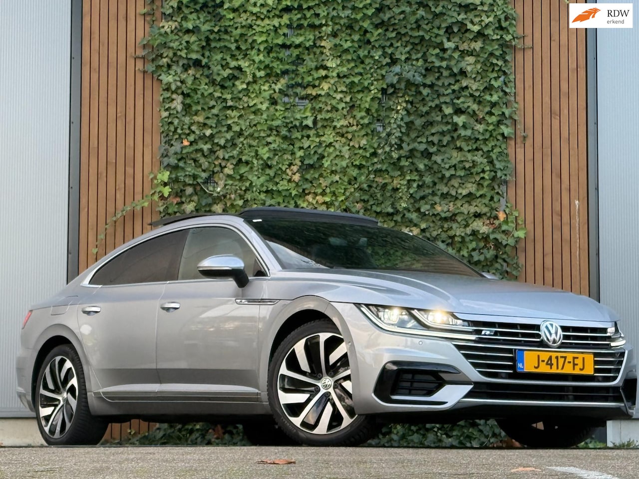 Volkswagen Arteon - 2.0 TSI Business R|PANO|VIRTUAL|FULL OPTION|DEALER ONDERHOUDEN - AutoWereld.nl