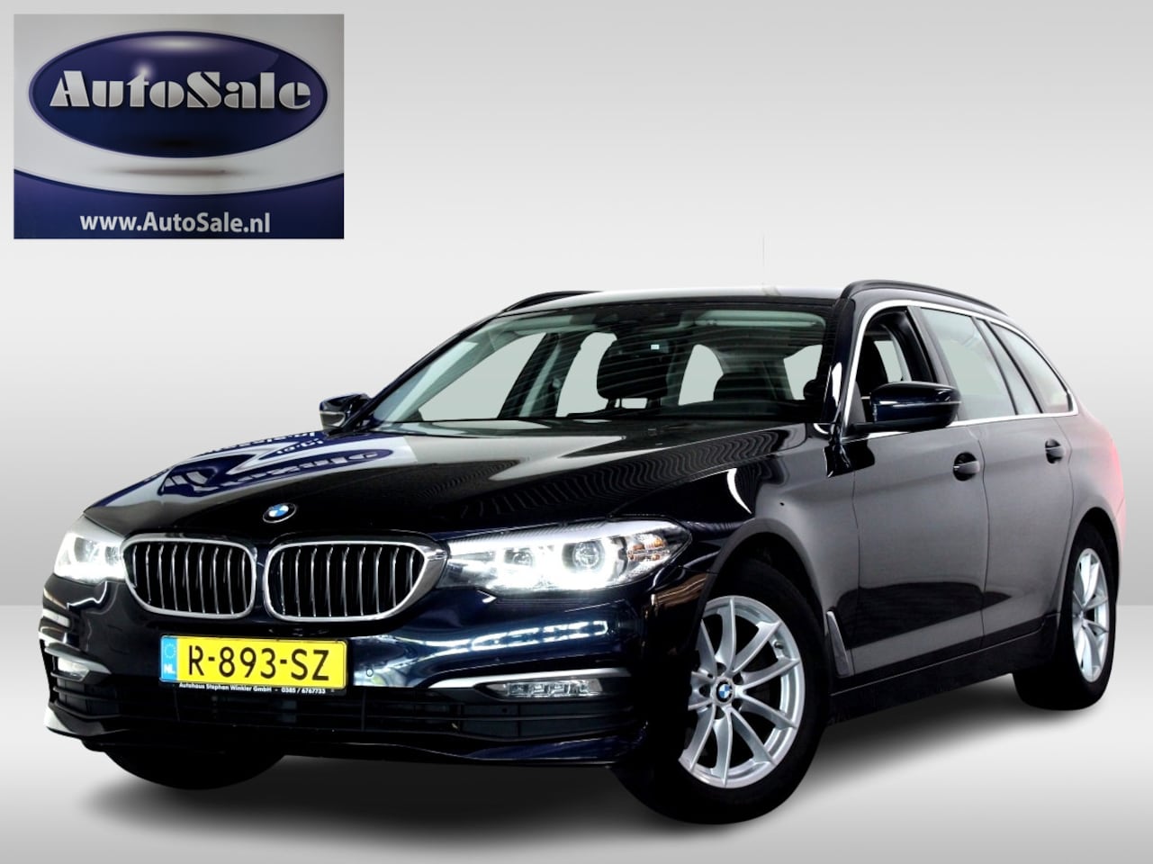 BMW 5-serie Touring - 520i Executive NAVI LED STOELVW CAMERA LED '18 - AutoWereld.nl