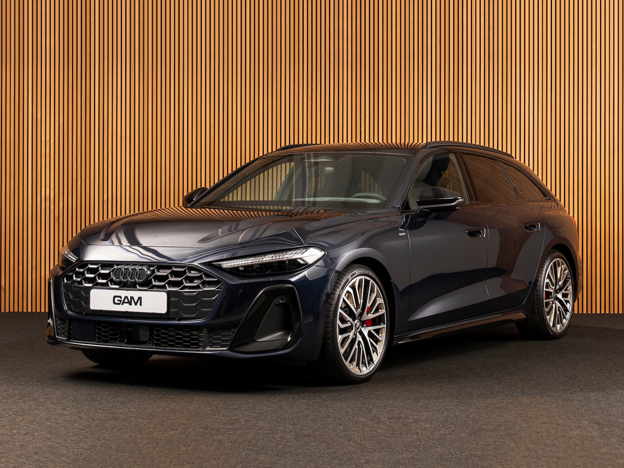 Audi A5 Avant - 2.0 e-hybrid quattro S edition Competition TECH PRO | B&O | PANO | 20" | SPORTSEATS | LEAT - AutoWereld.nl