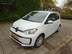 Volkswagen Up! - 1.0 MET NAVIGATIE, AIRCO & APK TOT 18-05-2026