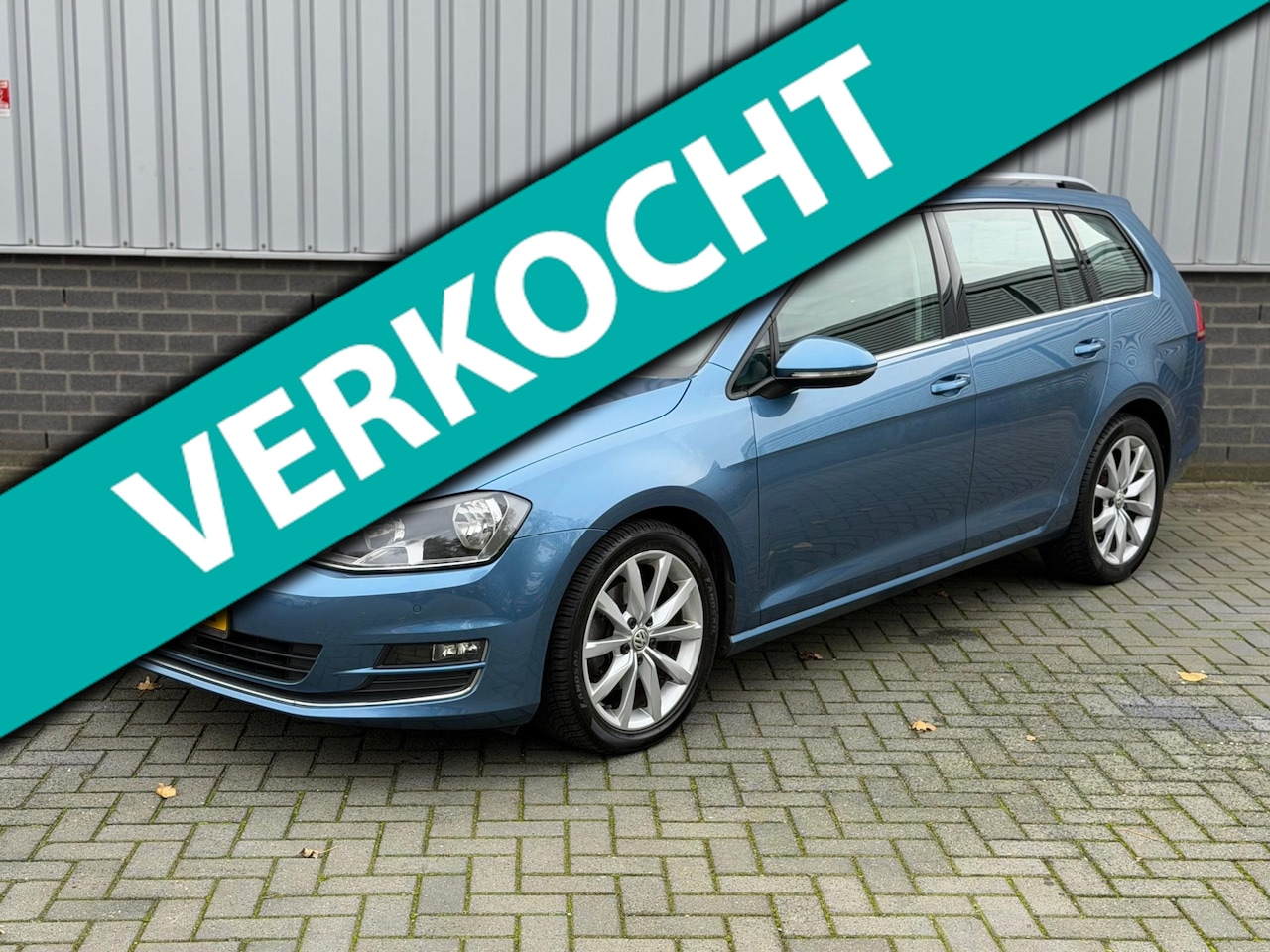 Volkswagen Golf Variant - 1.6 TDI Connected Series |Automaat|Massage|Leder|Camera|Trekhaak| - AutoWereld.nl