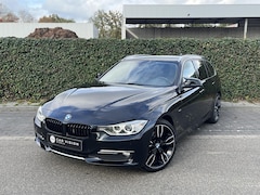 BMW 3-serie Touring - 318D Luxury * Pano * Leder * Xenon * Apk 2026