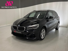 BMW 2-serie Active Tourer - 225XE M-sport Shadowline Navigatie Panoramadak HarmanKardon Camera Drive-assist-plus Leer