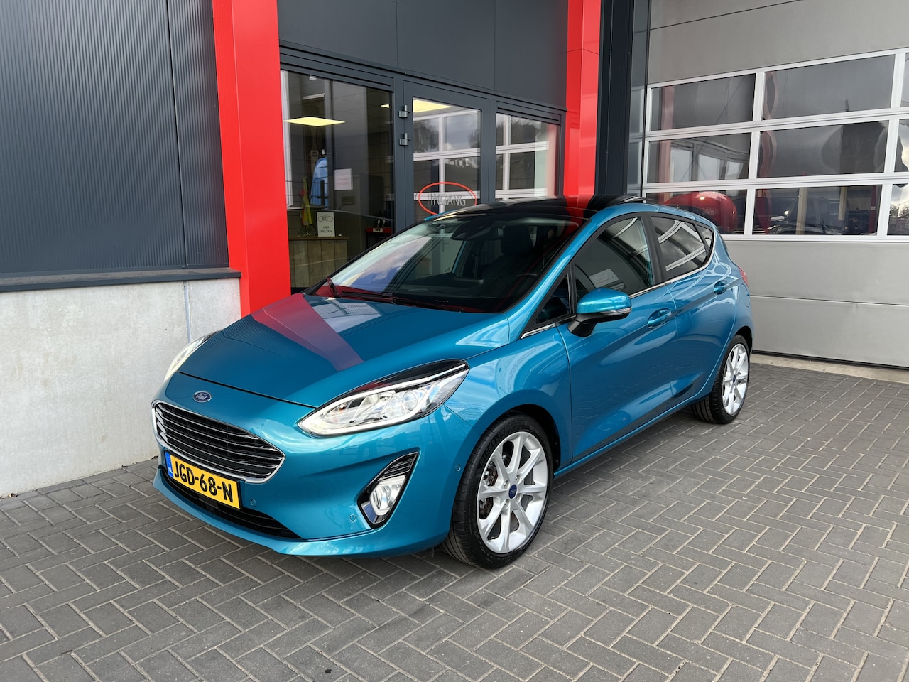 Ford Fiesta - 1.0 EcoBoost Titanium Nieuwe distr.riem ! Nieuwe distr.riem ! - AutoWereld.nl