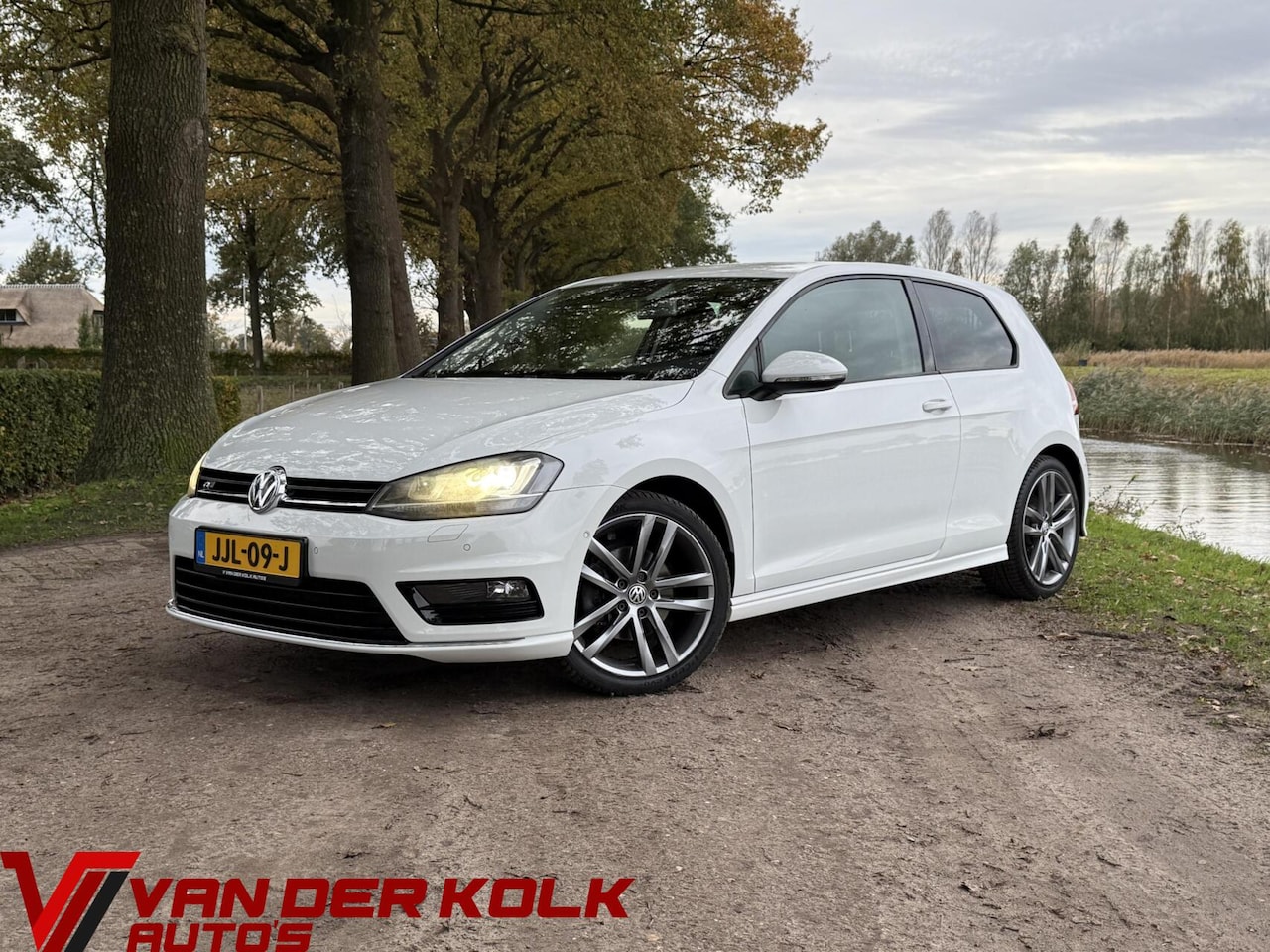 Volkswagen Golf - 1.4 TSI R-Line Automaat Xenon Camera Navi Climate - AutoWereld.nl