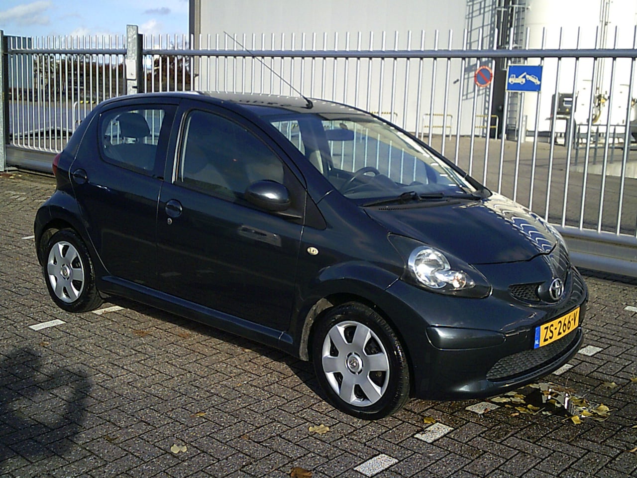 Toyota Aygo - 1.0-12V + airco /stuurbekrachtiging - AutoWereld.nl