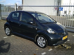 Toyota Aygo - 1.0-12V + airco /stuurbekrachtiging