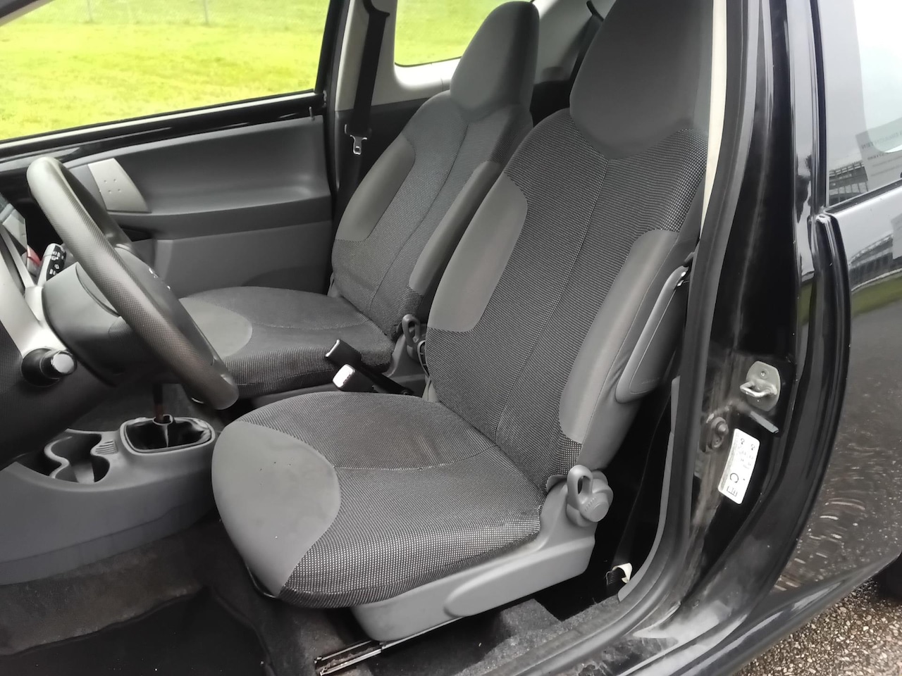 Peugeot 107 - 1.0-12V XS 1.0-12V XS