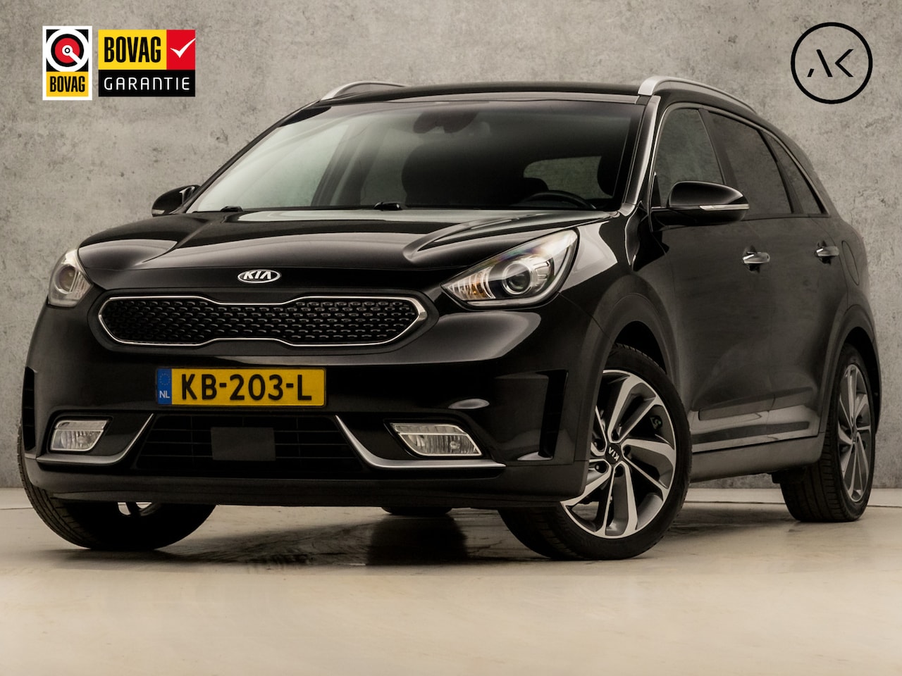 Kia Niro - 1.6 GDi Hybrid Sport 142Pk Automaat (APPLE CARPLAY, NAVIGATIE, LEDEREN SPORTSTOELEN, STUUR - AutoWereld.nl