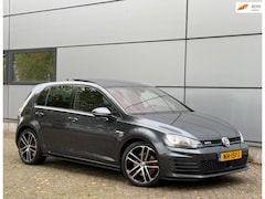 Volkswagen Golf - 2.0 TDI GTD DSG |Pano |Camera |Leder |Xenon |Led |Keyless |Navi |Nap |Boekjes