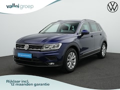 Volkswagen Tiguan - 1.5 TSI 130 pk Comfortline | Trekhaak | Navigatie | Parkeersensoren voor/achter | Adaptive