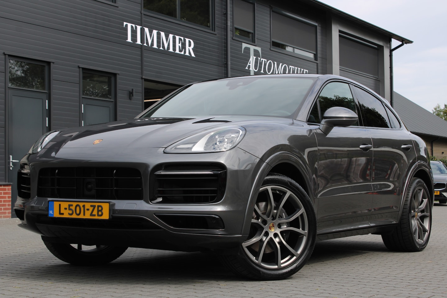 Porsche Cayenne Coupé - 3.0 E-Hybrid Sport Design - Nederlandse Porsche - Dealer onderhouden 1e eigenaar Panoramad - AutoWereld.nl