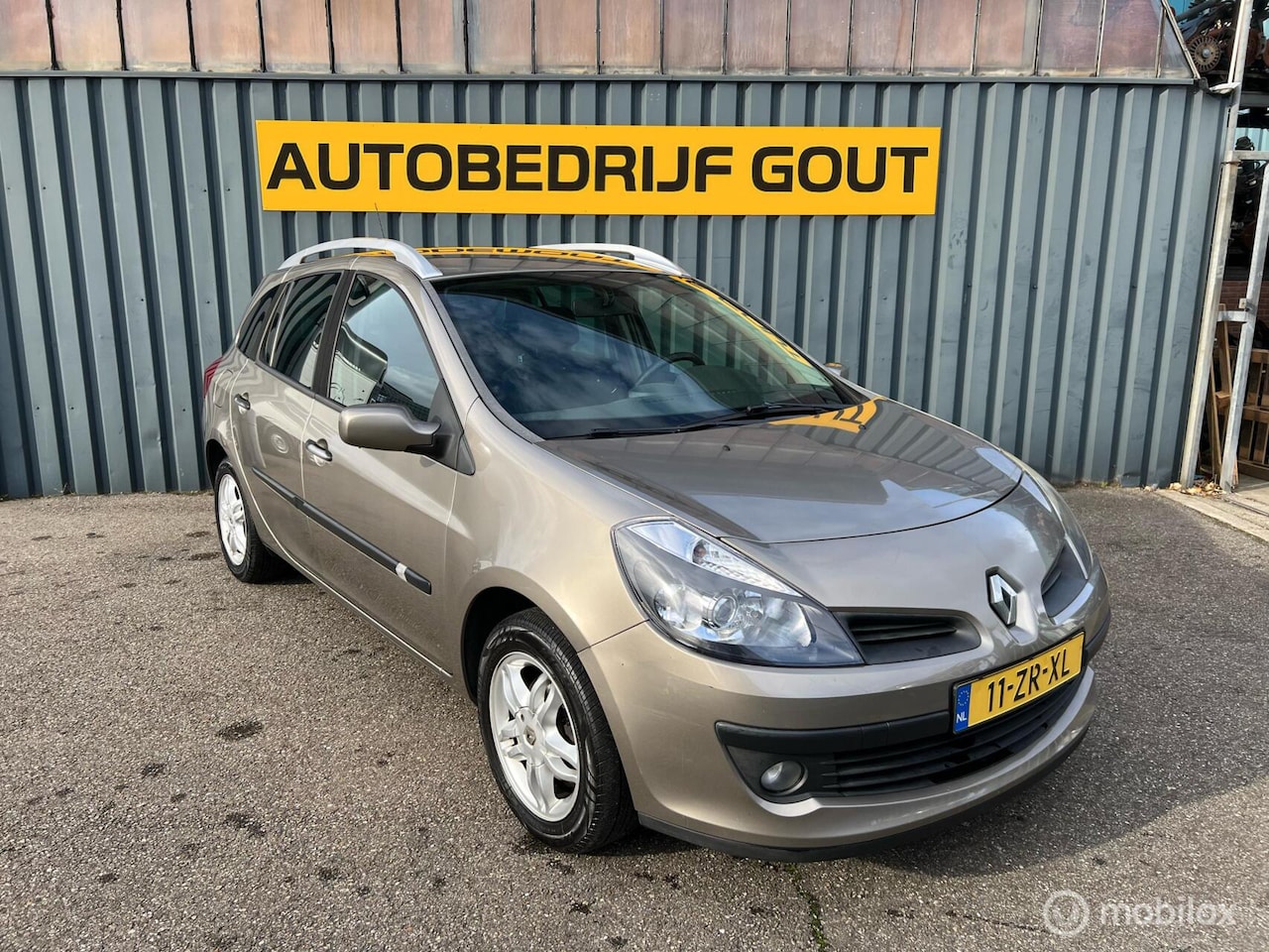 Renault Clio Estate - 1.2 TCE Dynamique Airco Cruise - AutoWereld.nl